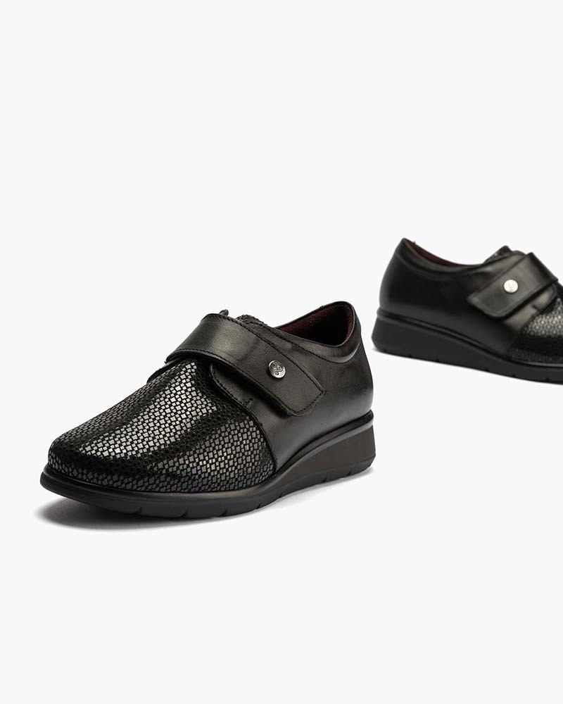 Blucher Pitillos de mujer con correa Negro