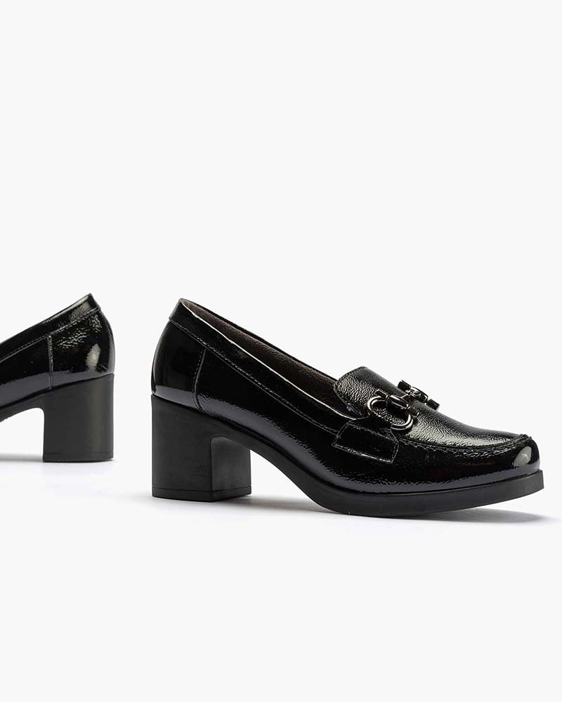 Mocasín Pitillos de mujer con tacón Negro