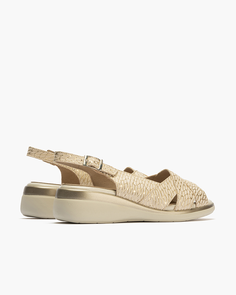 Comprar Sandalia classic Marca Pitillos de mujer con piezas Oro ◄