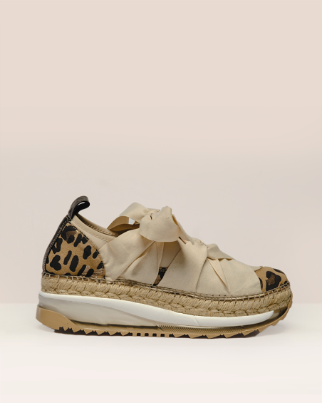 Sneaker Gaimo de mujer combinada con lazo liso Beige