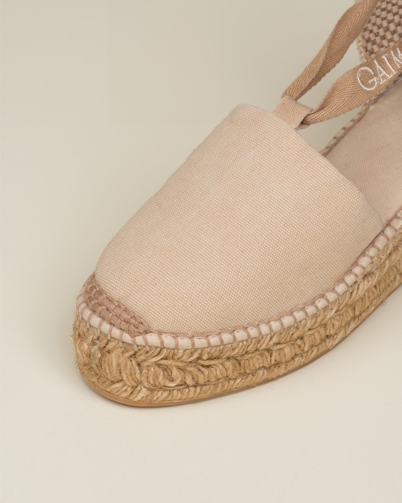 Alpargata Gaimo de mujer de cuña baja en lona con cintas Beige 2