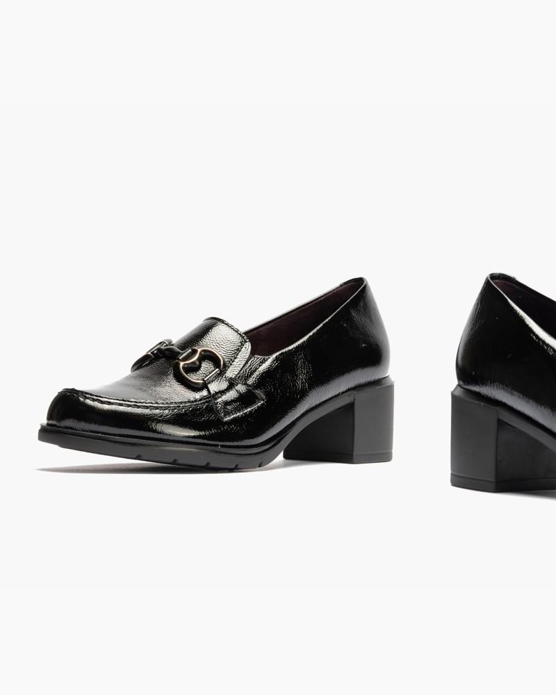 Mocasín Adorno En Charol 5