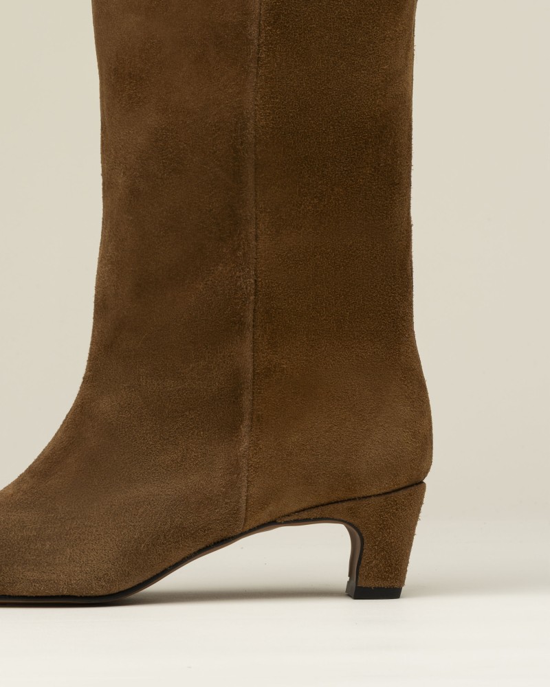 Bota serraje color cuero 2