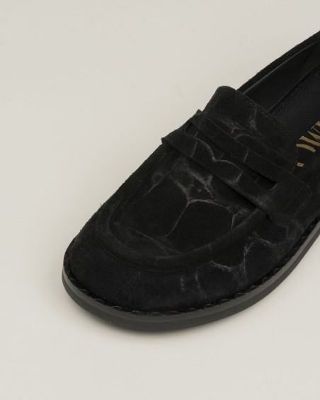 Mocasín ante con grabado coco negro 2