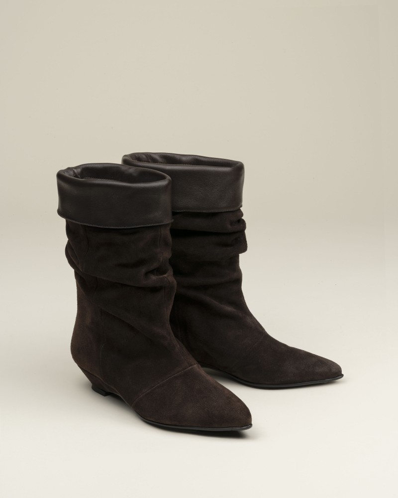 Bota serraje arrugada color moka 3