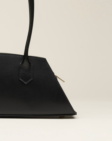 Bolso De Hombro Rígido Color Negro 2